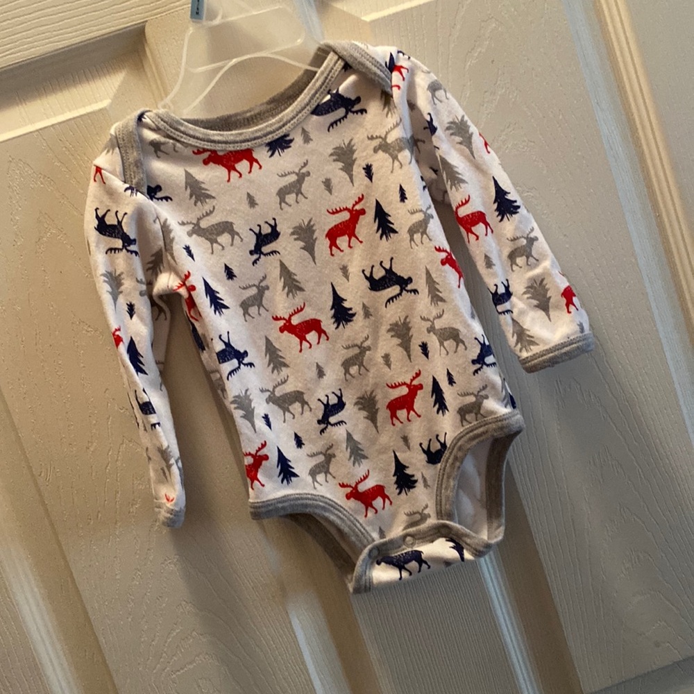 Long sleeve onesie winter print - size 12M